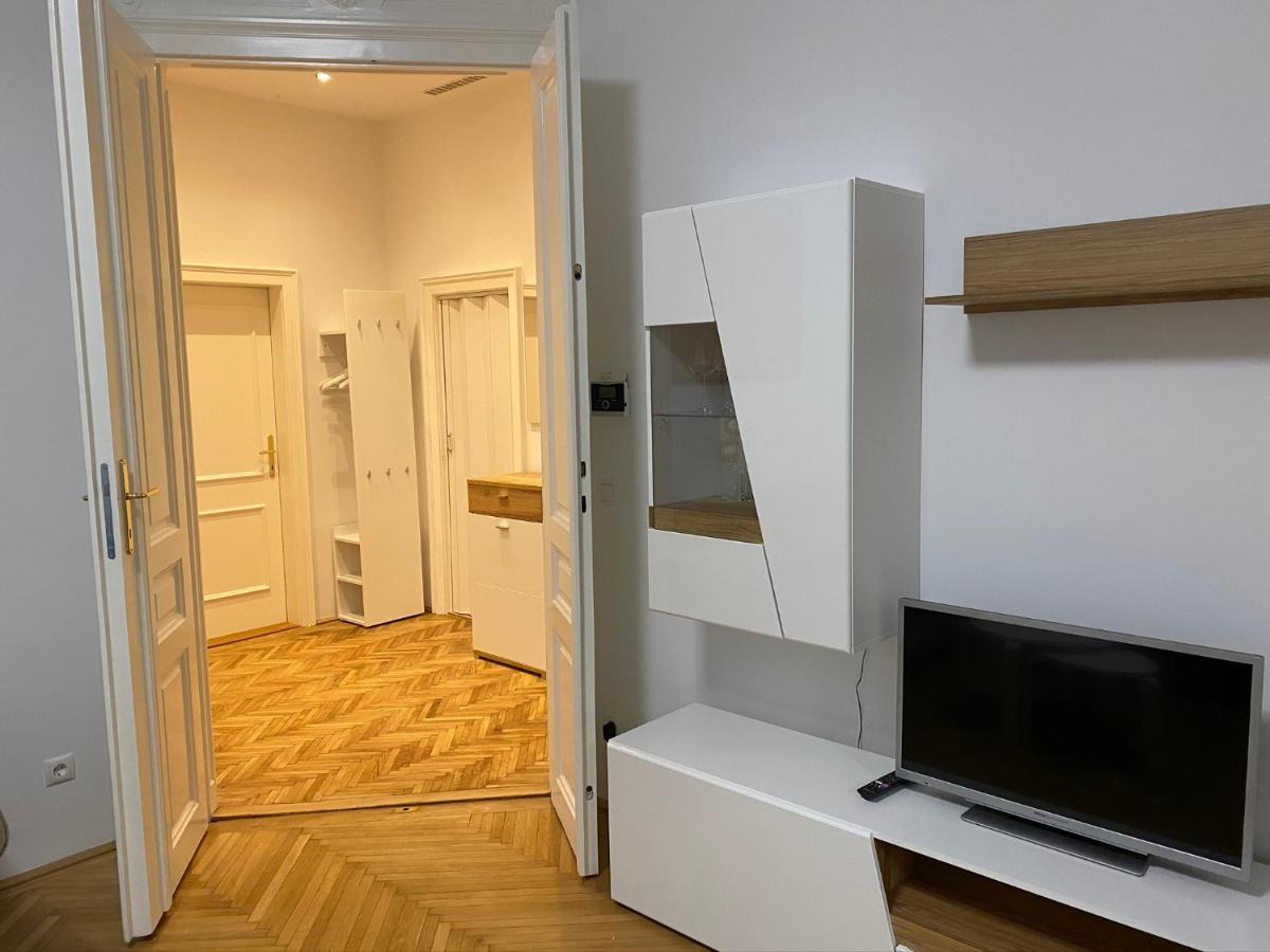 Mq Apartment