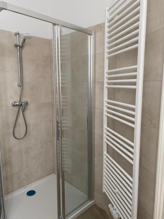 Apartment Mq *